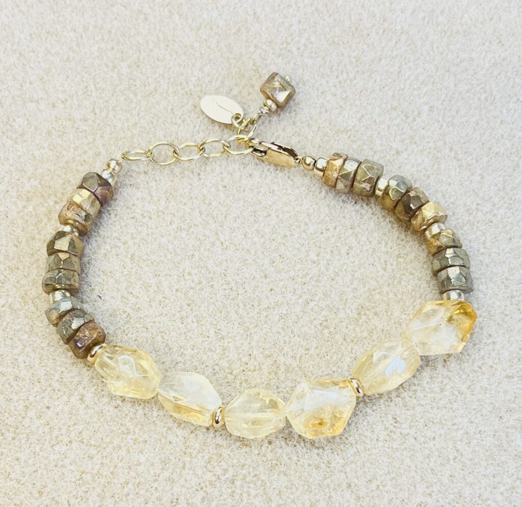Golden Cleo bracelet